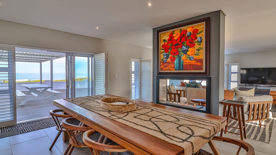 4 Bedroom Property for Sale in Pearl Bay Western Cape